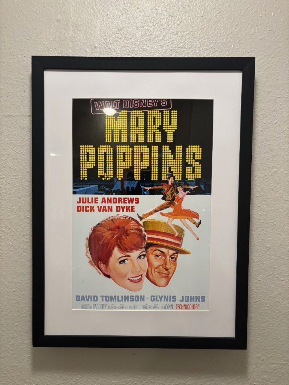 Mary Poppins Framed 11x15 Inch Art Print - Walt Disney Movies